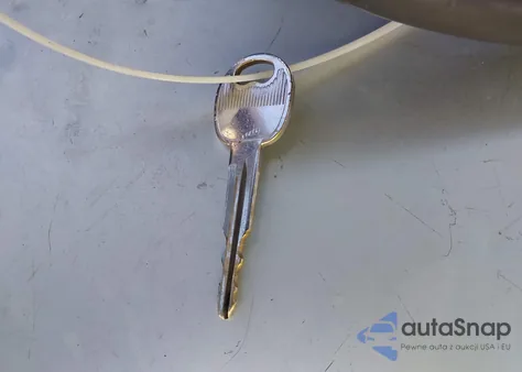 2003 Hyundai Santa Fe Gls/Lx from USA, damaged, VIN KM8SC13D23U559627